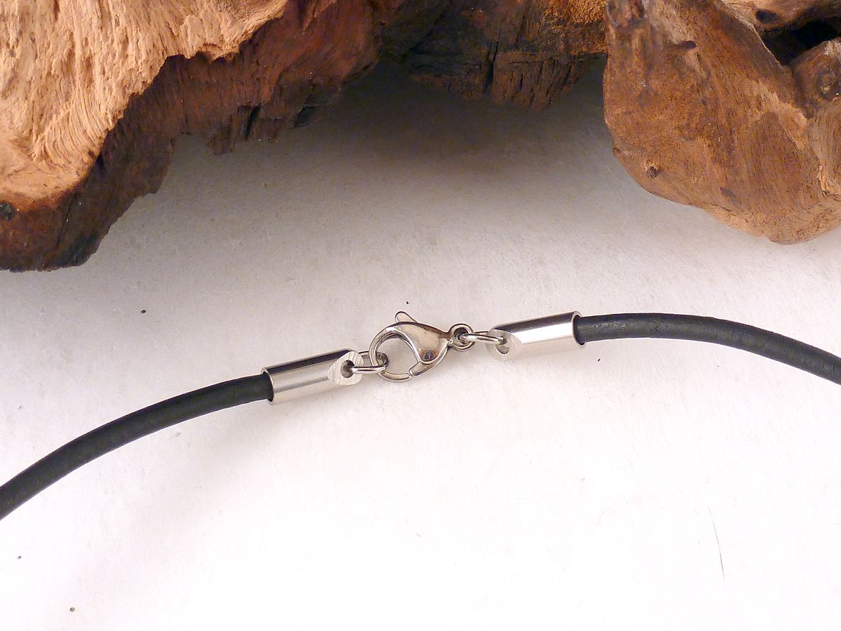 Kette mit Anhänger aus Horn und Silber – Bild 3