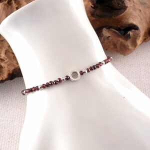 Armband Granat mit Silber gebürstet