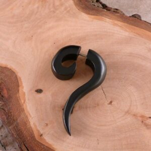 Fake Ohrstecker Holz
