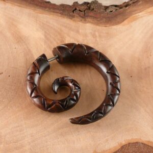 Fake Ohrstecker Holz