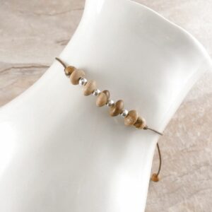 Armband mit Holz Perlen