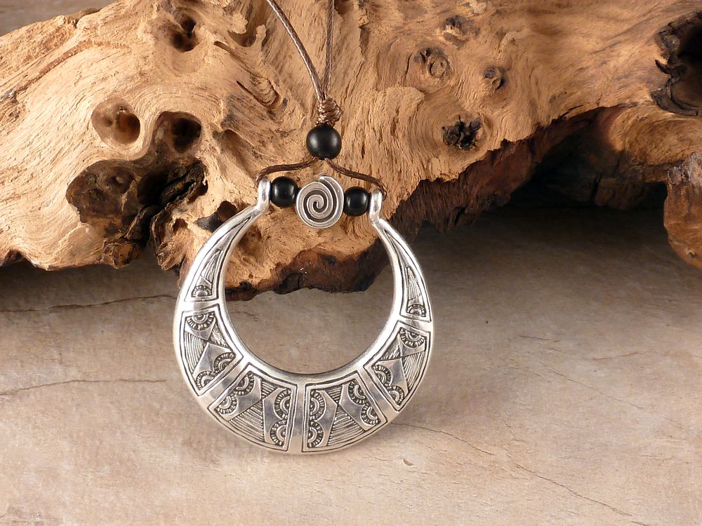 Kette mit Anhänger Spirale