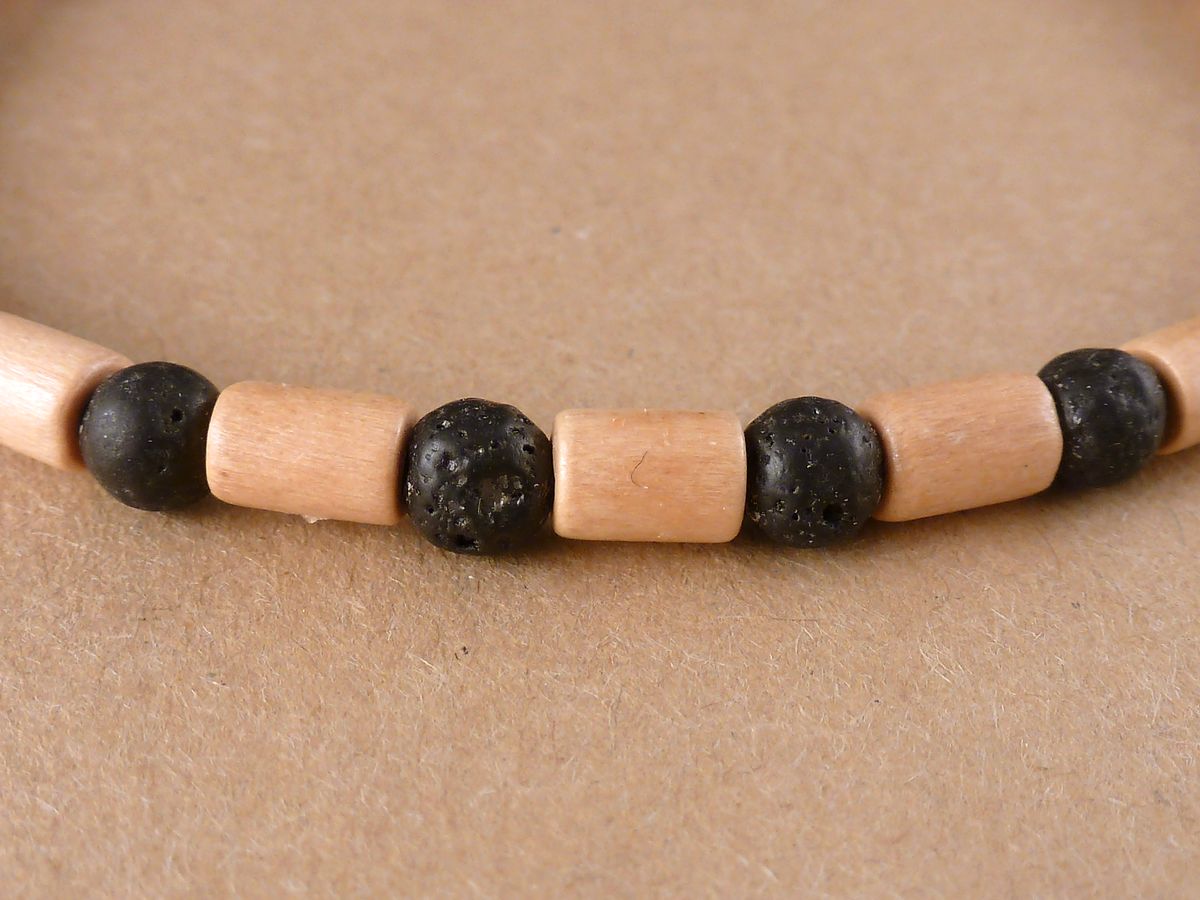 Fußkette Holz und Lava Perlen – Bild 3