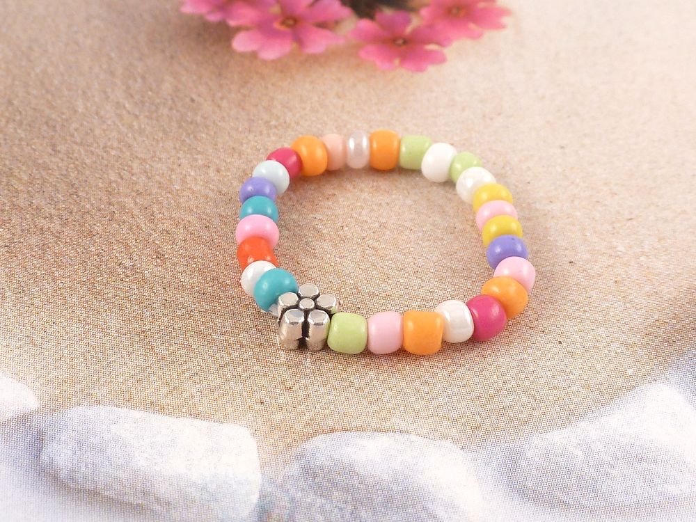 Ring bunte Perlen mit Blume – Bild 3